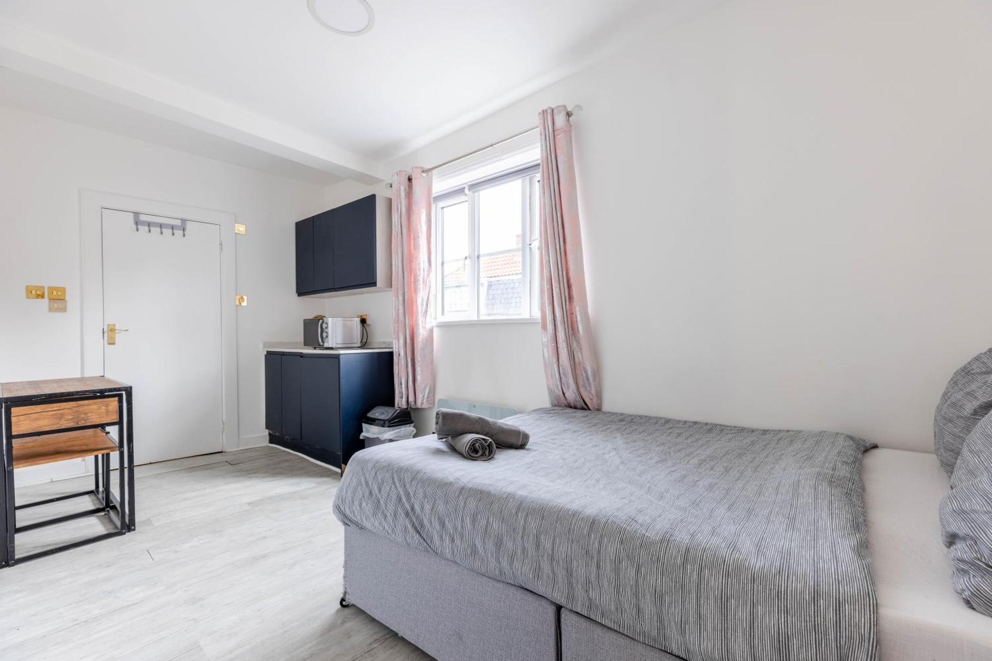 Magic Apartment *
